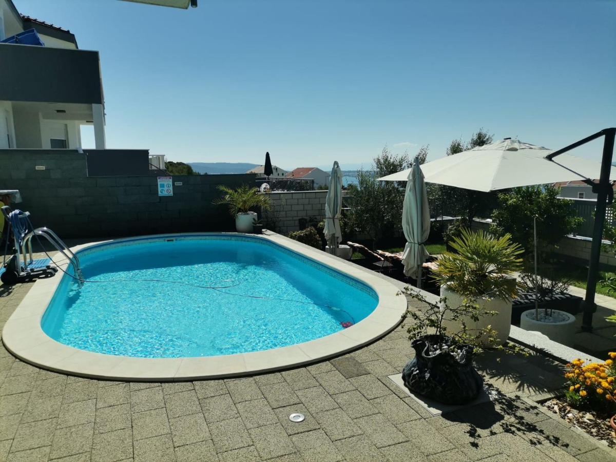 Apartment Ruza - Pool Seget Donji Exterior photo