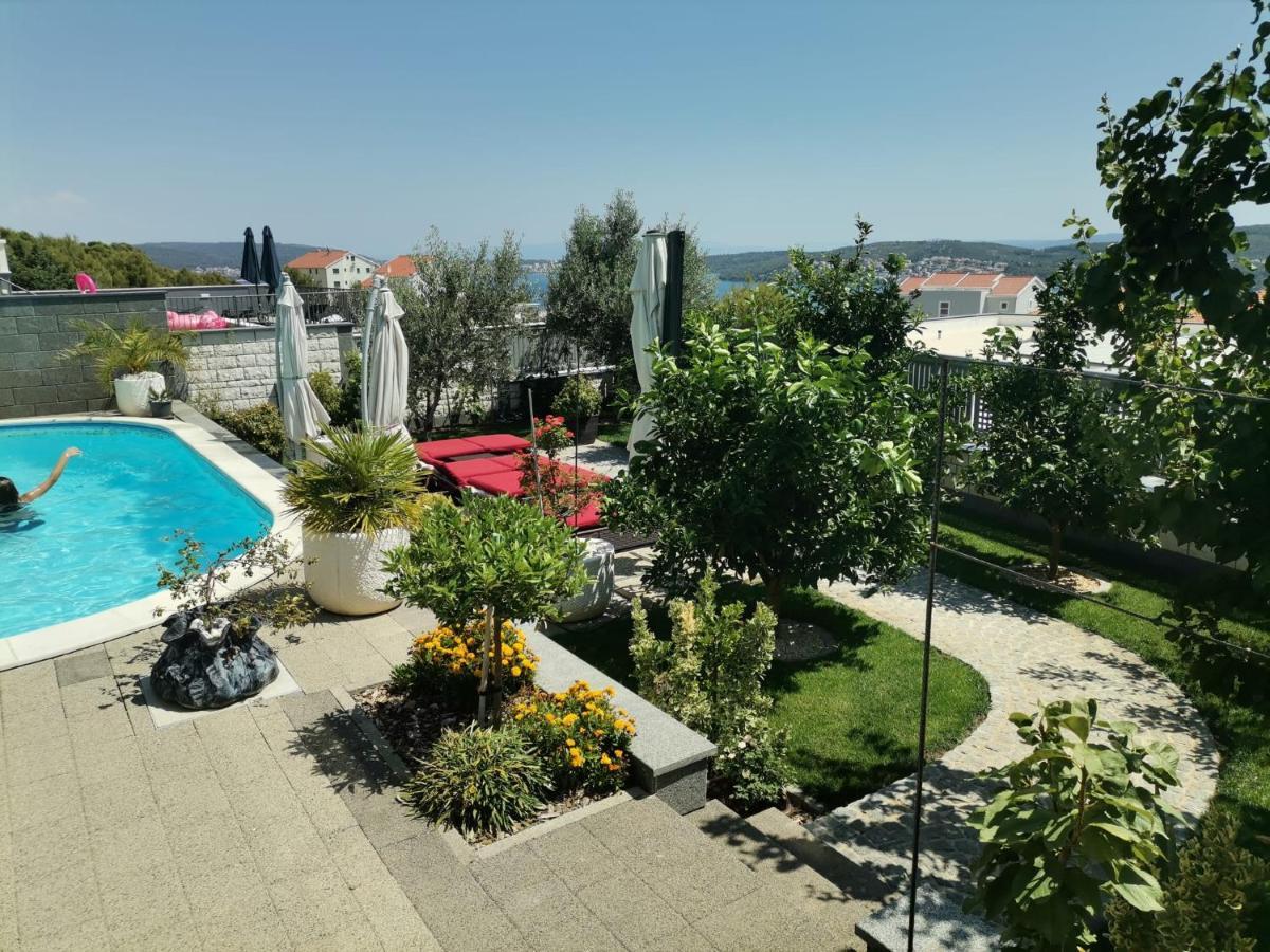 Apartment Ruza - Pool Seget Donji Exterior photo