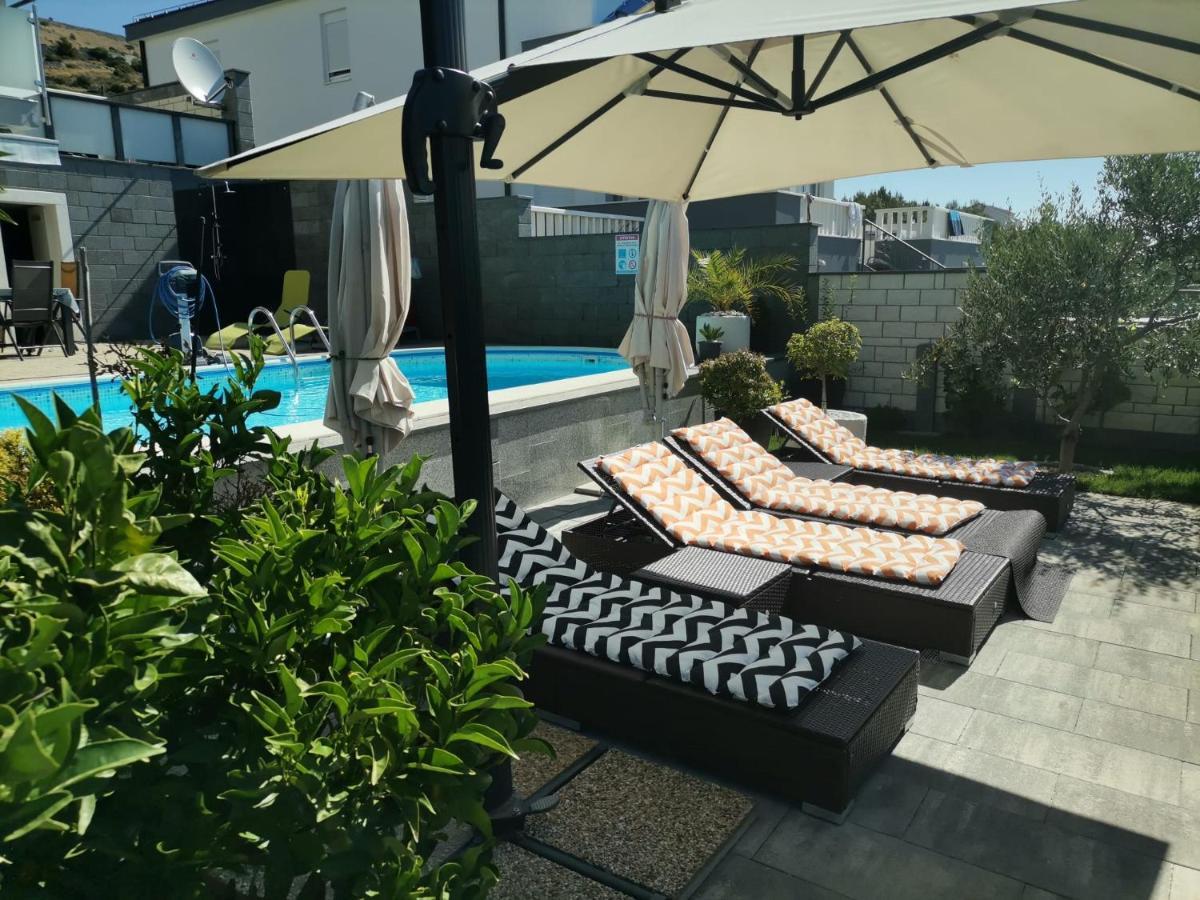Apartment Ruza - Pool Seget Donji Exterior photo